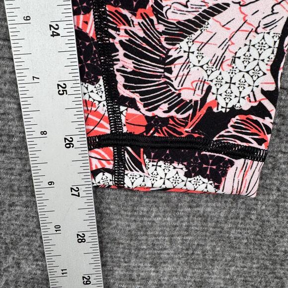 Lululemon Wunder Under High-Rise Tight Womens 8 Lunar New Year Ornamental 28" - Picture 2 of 5